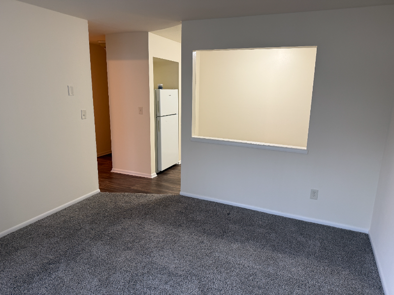 6213 S 13th St #7 - Photo 3 of 10