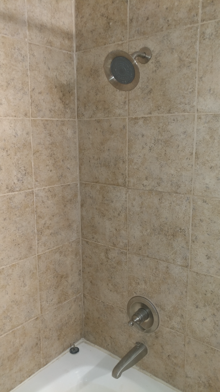 3010 Ne Kingsbriar Dr - Photo 4 of 8