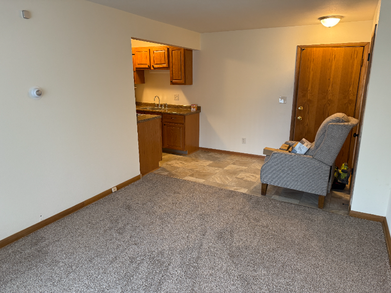 4074 S Packard Ave #2 - Photo 3 of 10