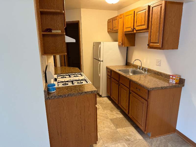 4074 S Packard Ave #2 - Photo 4 of 10