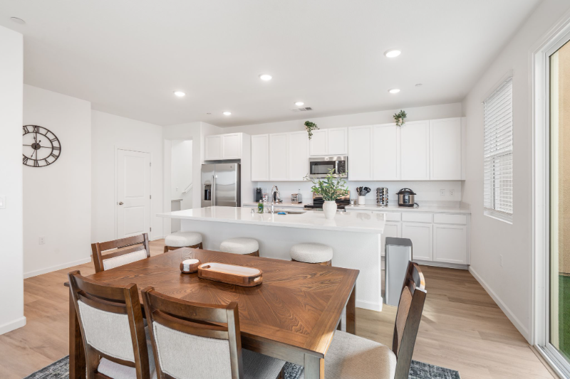 8304 Eleodoro Way - Photo 5 of 20