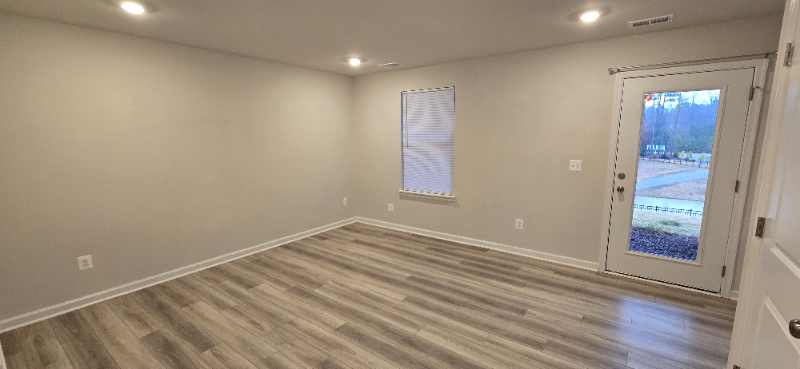 8753 Whitman Dr - Photo 3 of 20