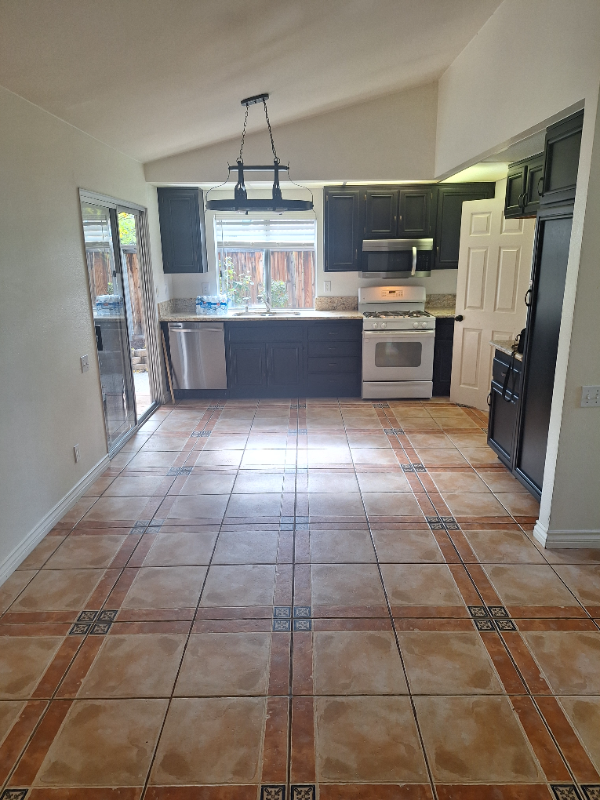 39751 Amberley Cir - Photo 4 of 20