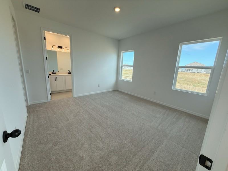 4423 Masthead Ave - Photo 3 of 9