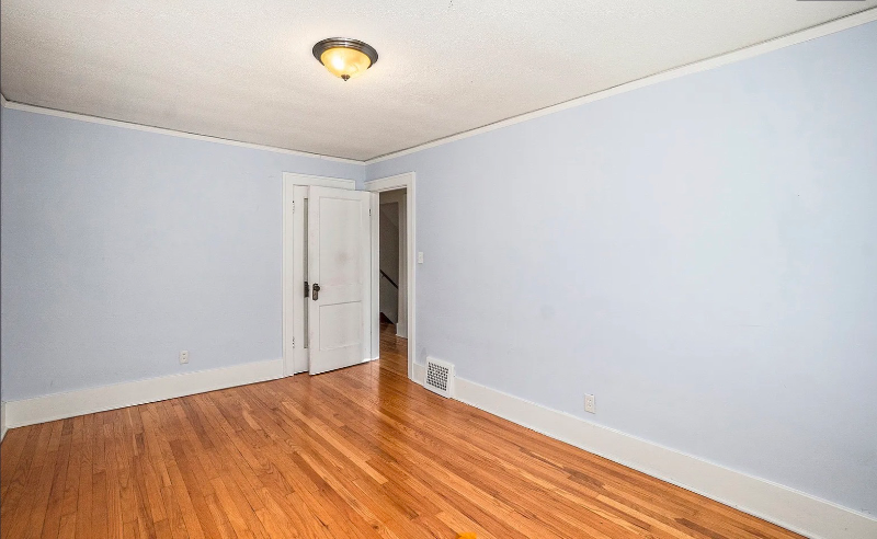 3833 Webster St - Photo 7 of 16