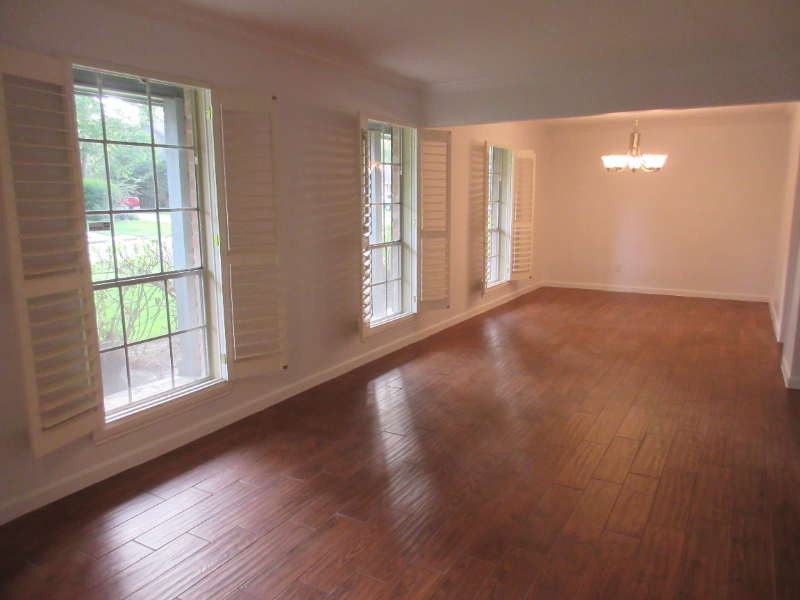 17318 Edsall Dr - Photo 5 of 19