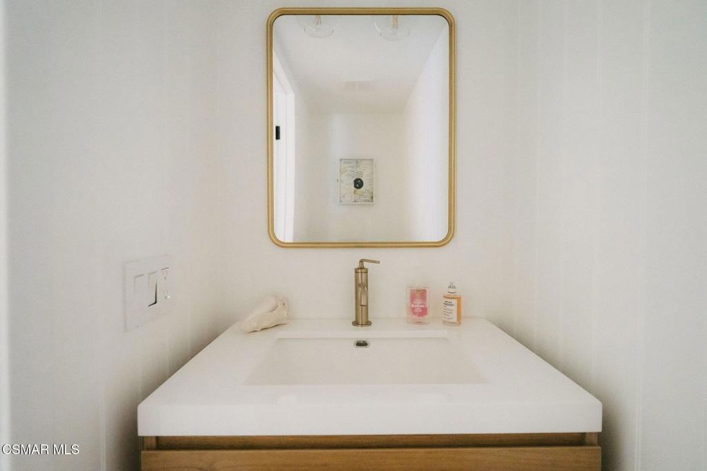 5716 Skyview Way #5716B - Photo 6 of 25