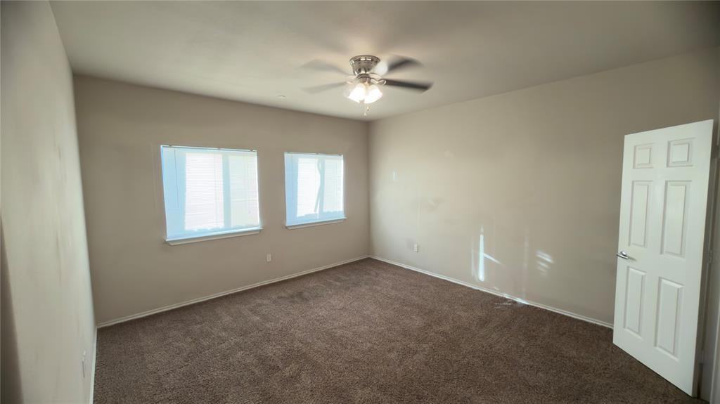 502 E Hazelwood St #5024A - Photo 2 of 7