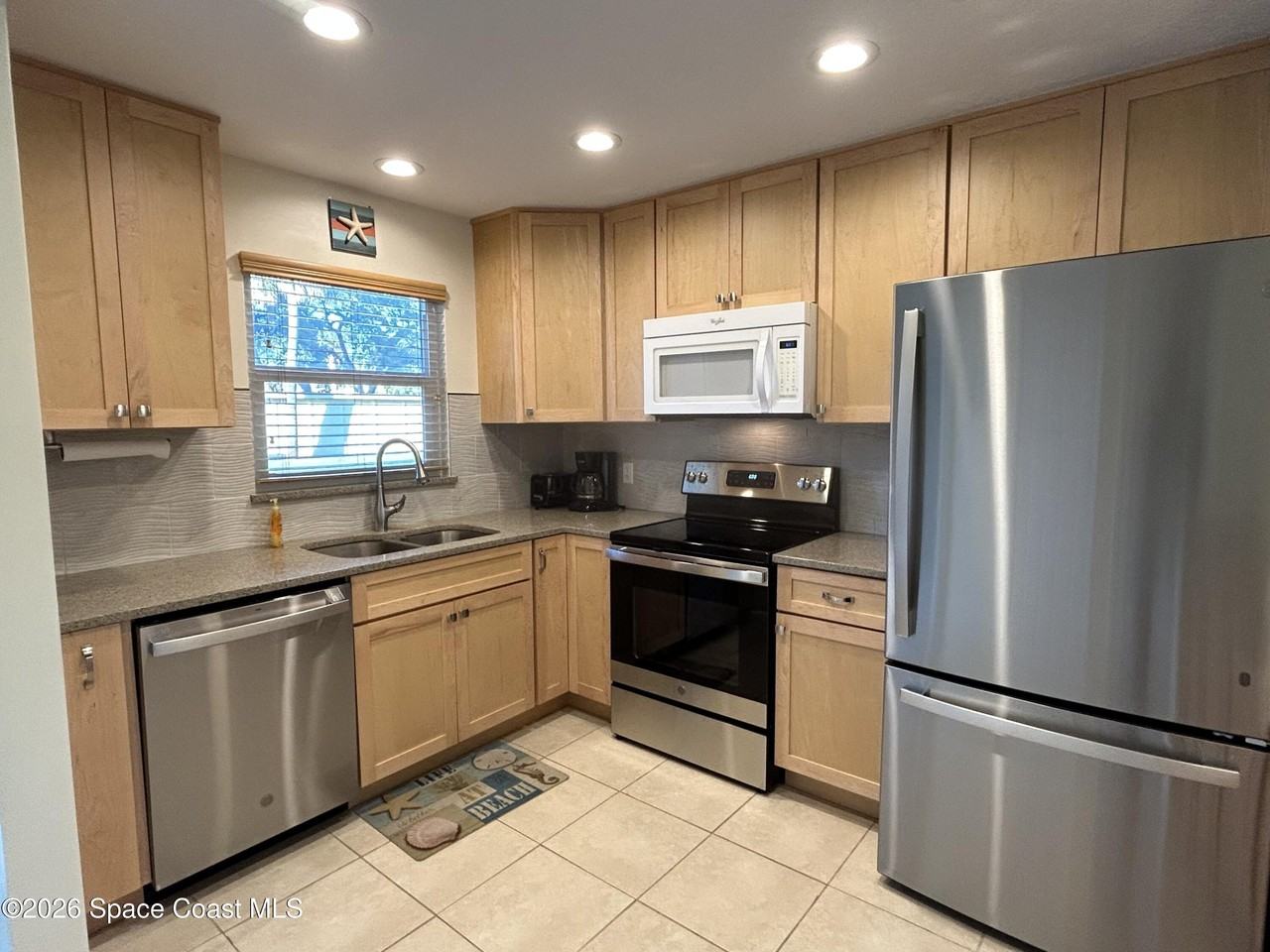 171 Cape Shores Cir #1713A - Photo 6 of 17