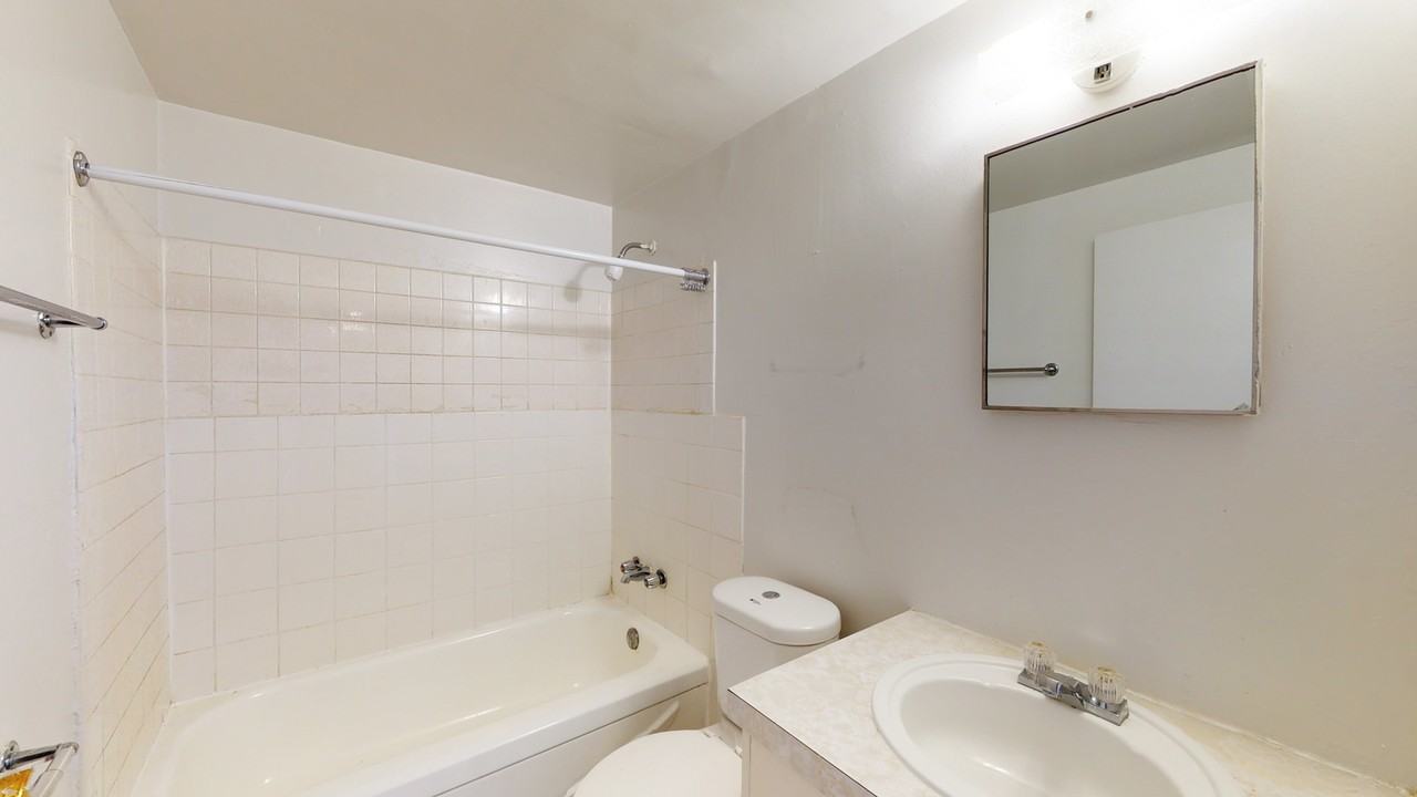 Gloucester Apartments - Photo 4 of 20