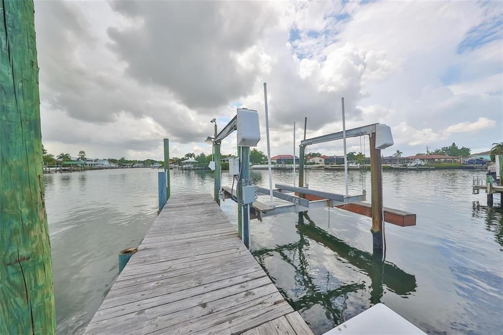 6429 Lake Sunrise Dr #6429 - Photo 5 of 41