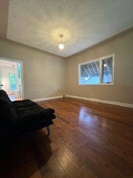 1227 Osler St - Photo 7 of 32