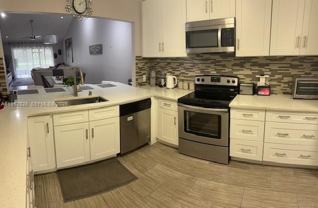 330 Lakeside Ct - Photo 1 of 1