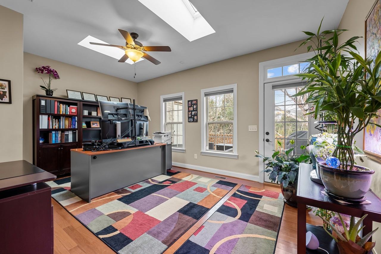 1923 Strathmore Dr #NA - Photo 6 of 16