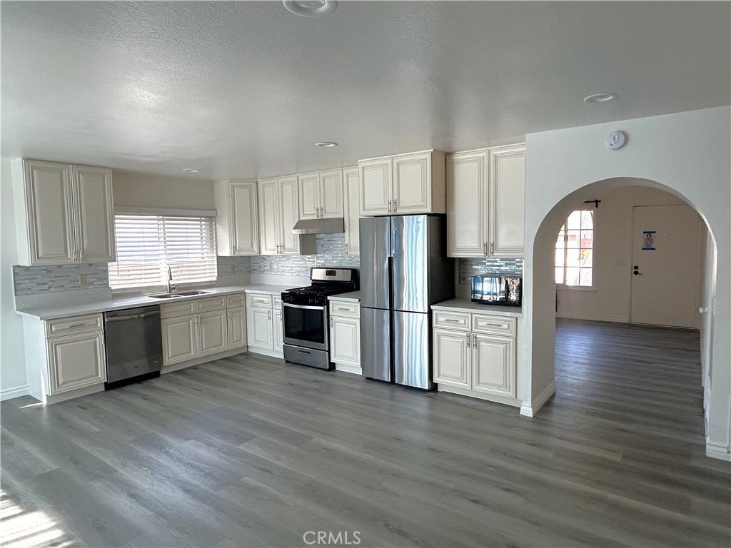 2622 E Marlena St #2622 - Photo 5 of 33