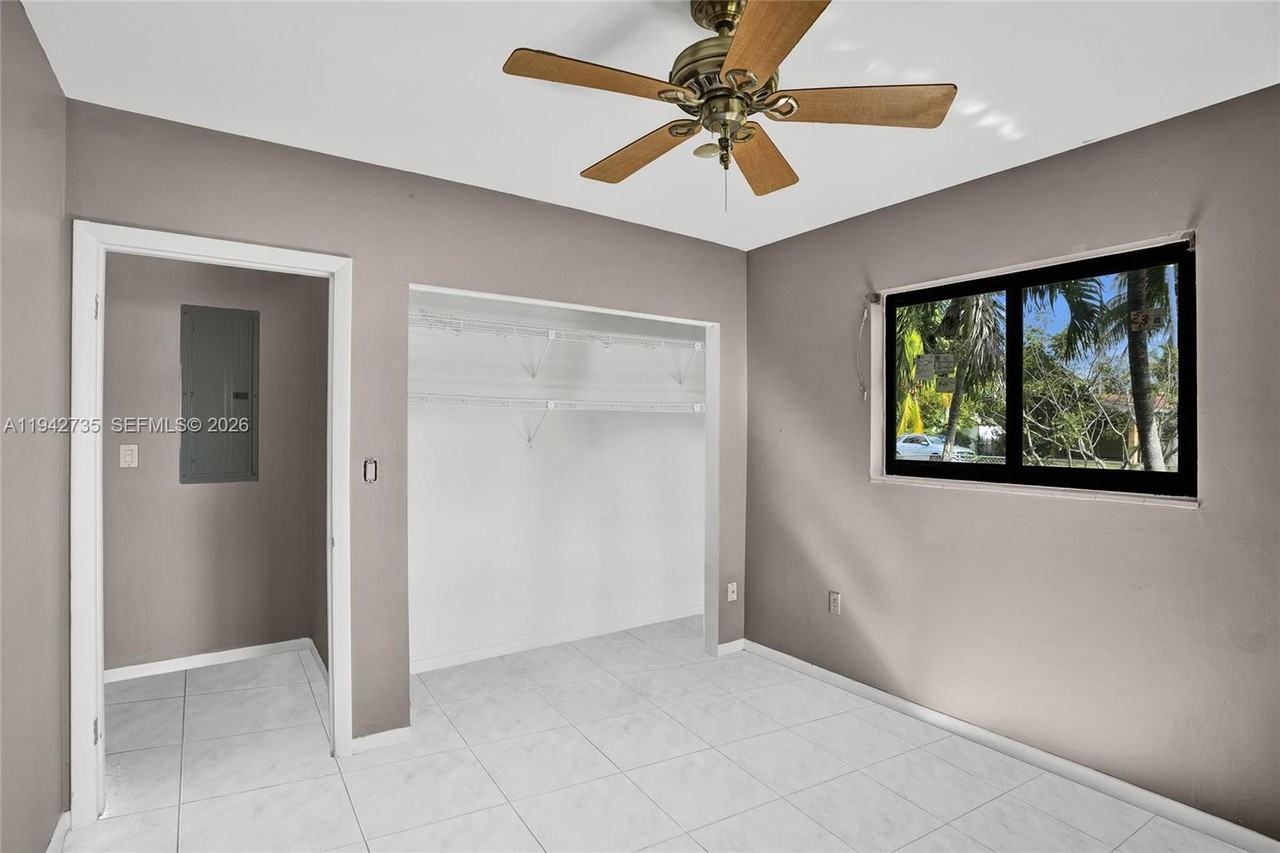 28640 Sw 146th Ave #28640 - Photo 5 of 34