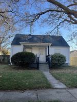 featured image of 411 Farrell St #1