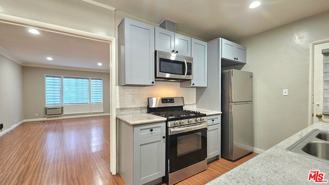 1020 S Norton Ave #1020B - Photo 1 of 1