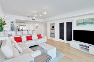 7501 E Treasure Dr - Photo 1 of 1