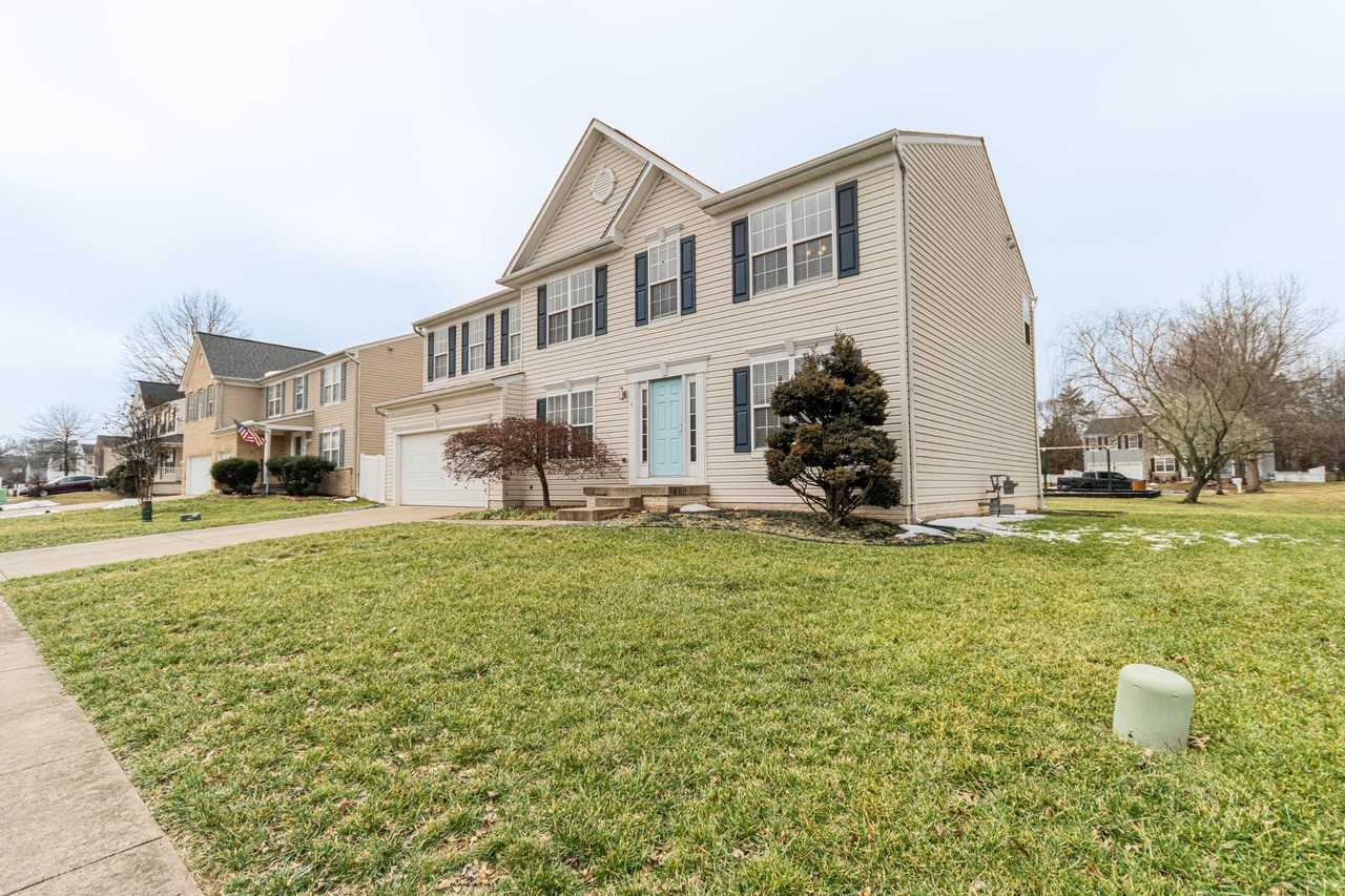 6 Mintwood Dr #1
