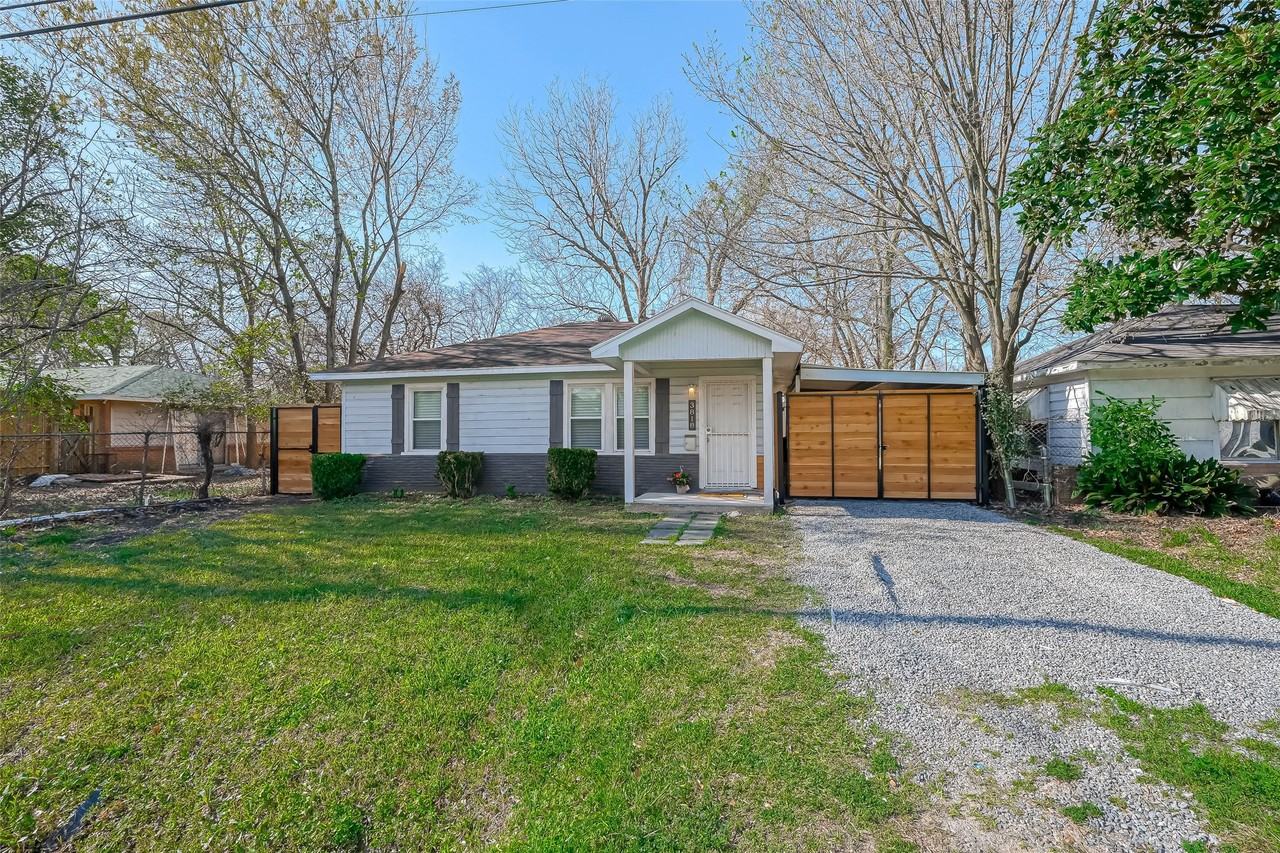 3818 Noah St #3818 - Photo 4 of 30