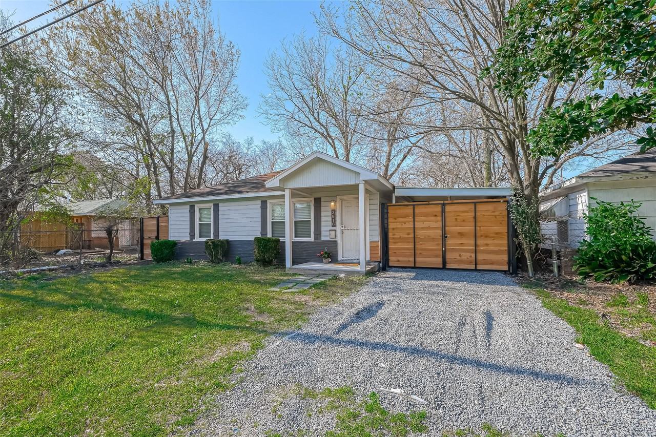 3818 Noah St #3818 - Photo 5 of 30