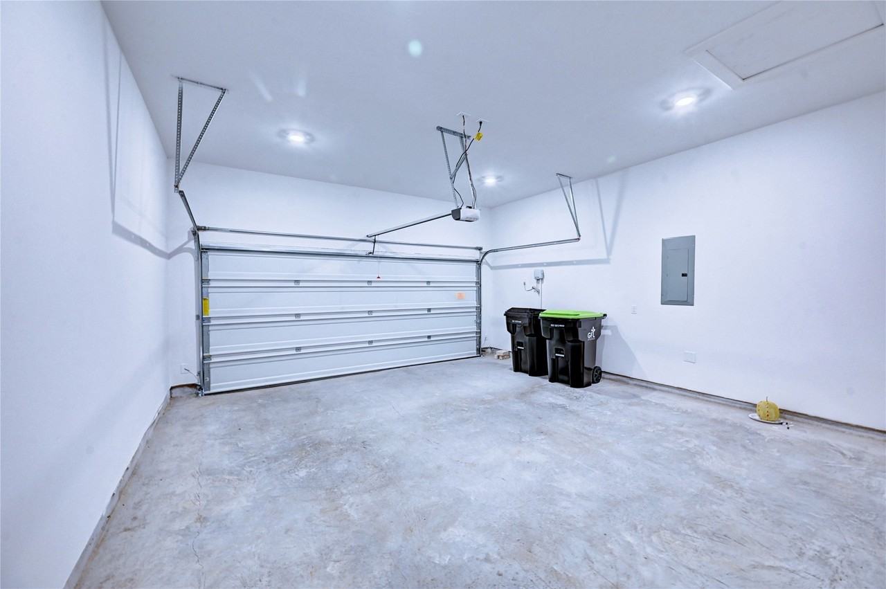 7302 New Pecan Dr #7302 - Photo 7 of 41