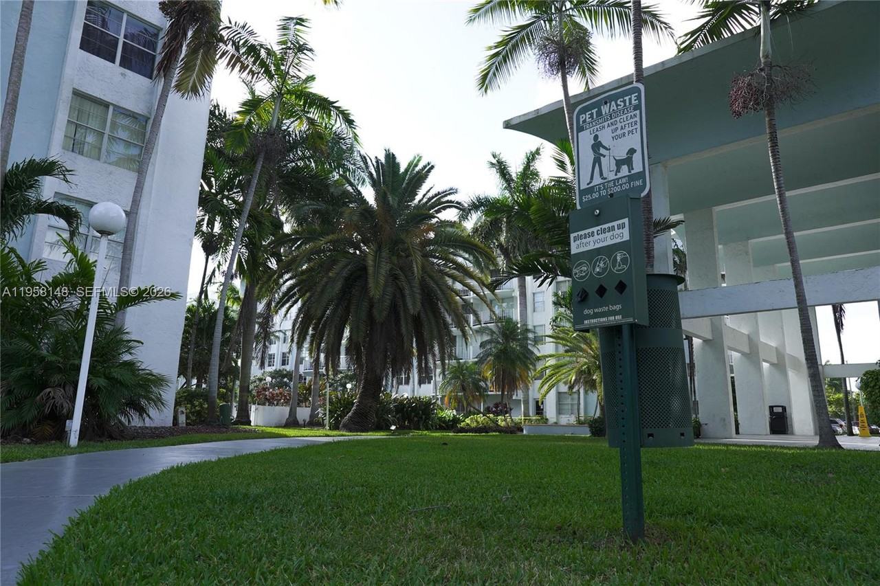 482 Nw 165th St #482A504 - Photo 7 of 42