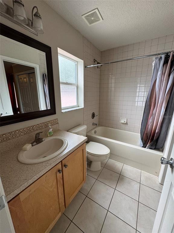 2117 W Spruce St #2117 - Photo 4 of 16