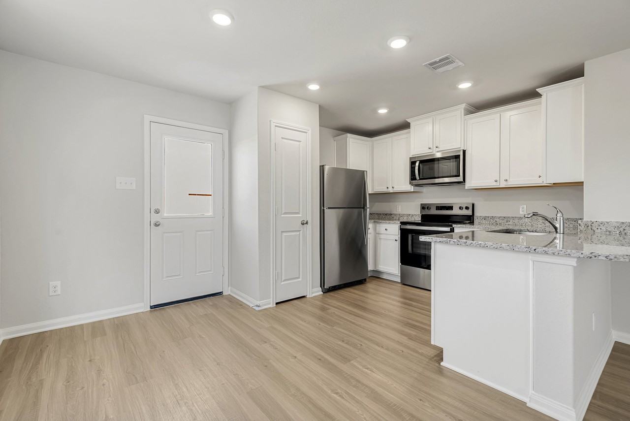 8203 Burnt Orchid Dr #8203 - Photo 2 of 13