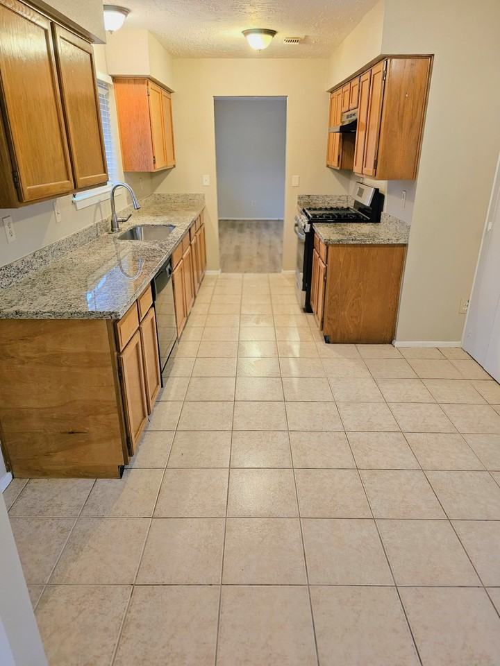 2503 Brookford Dr #2503 - Photo 2 of 21