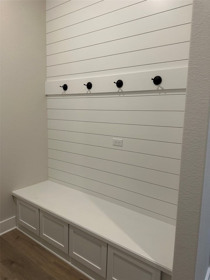 305 E Luna Blue Ln #305 - Photo 4 of 11