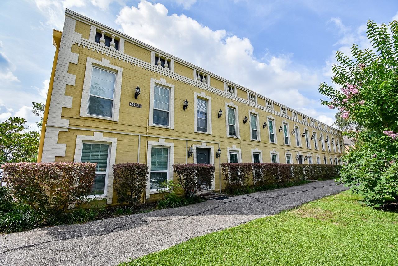 5202 Arboles Dr #5202-3 - Photo 6 of 19