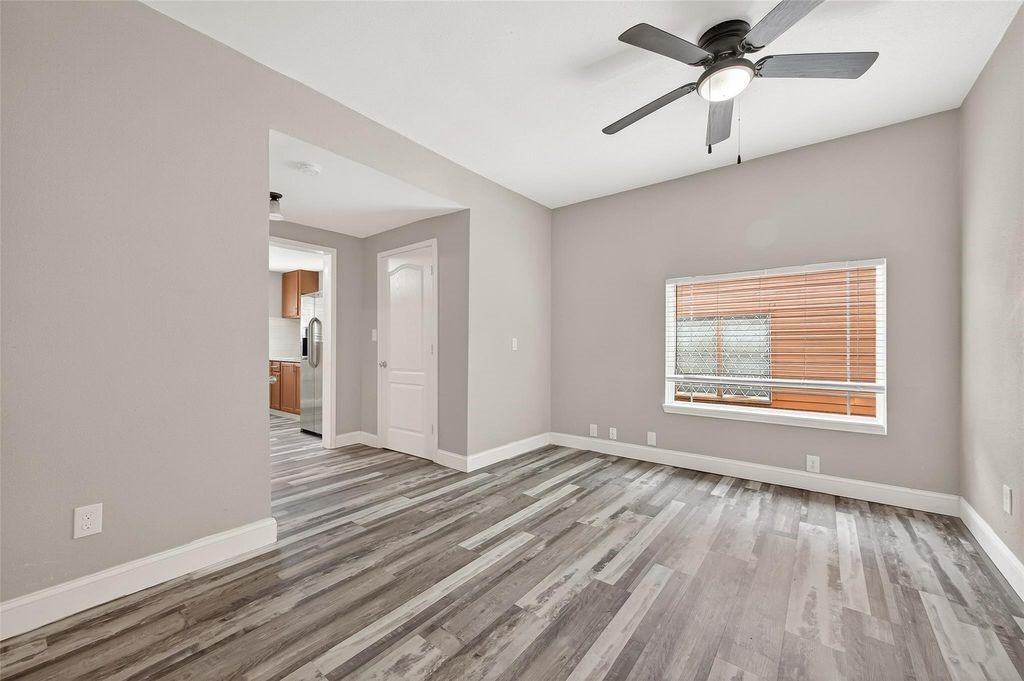 1511 Scharpe St #1511-2 - Photo 7 of 27