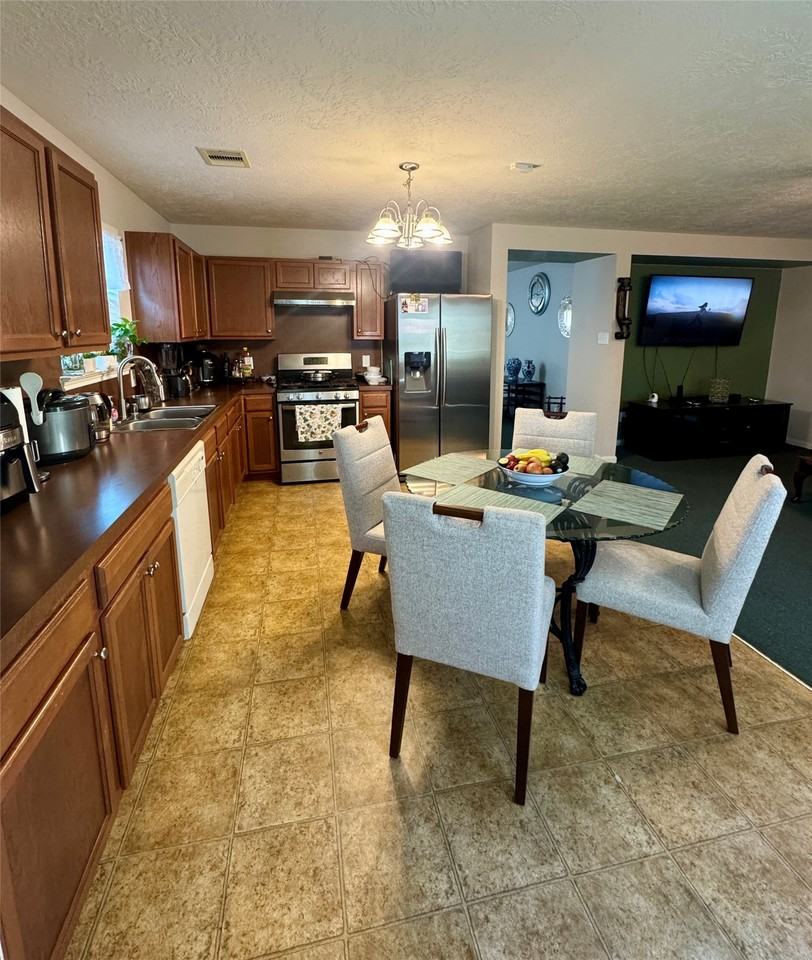 7130 Liberty Creek Trl #7130 - Photo 5 of 9