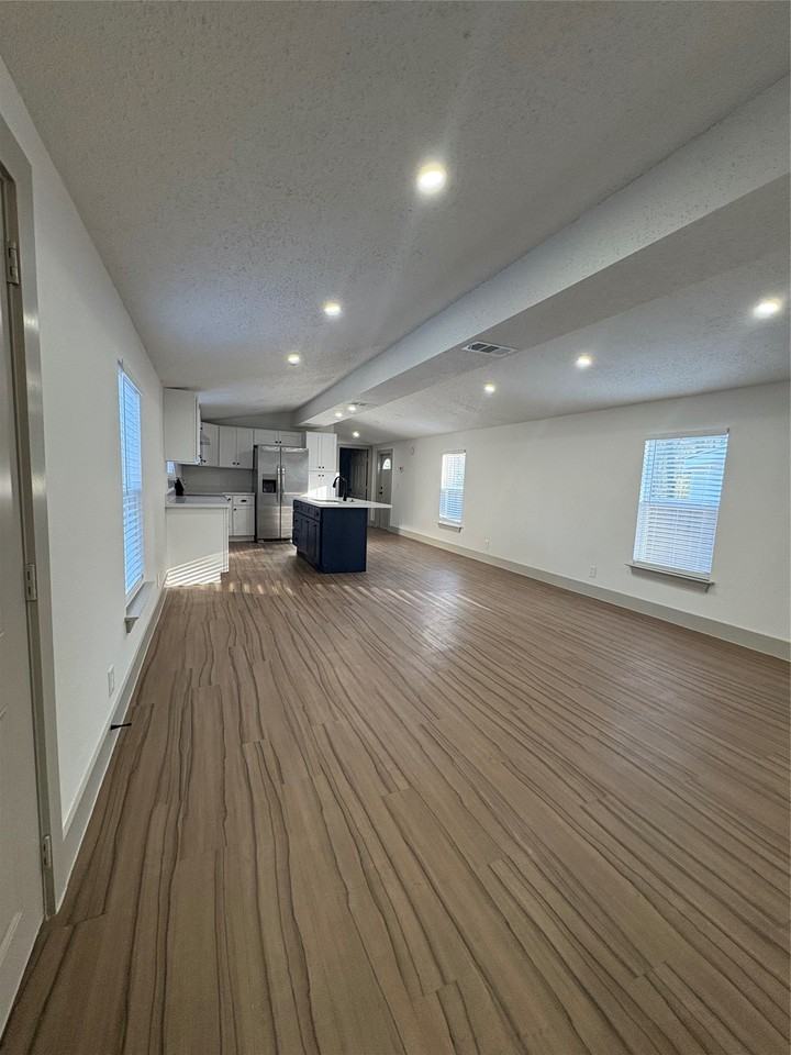 23732 Panky Ln #23732 - Photo 3 of 19