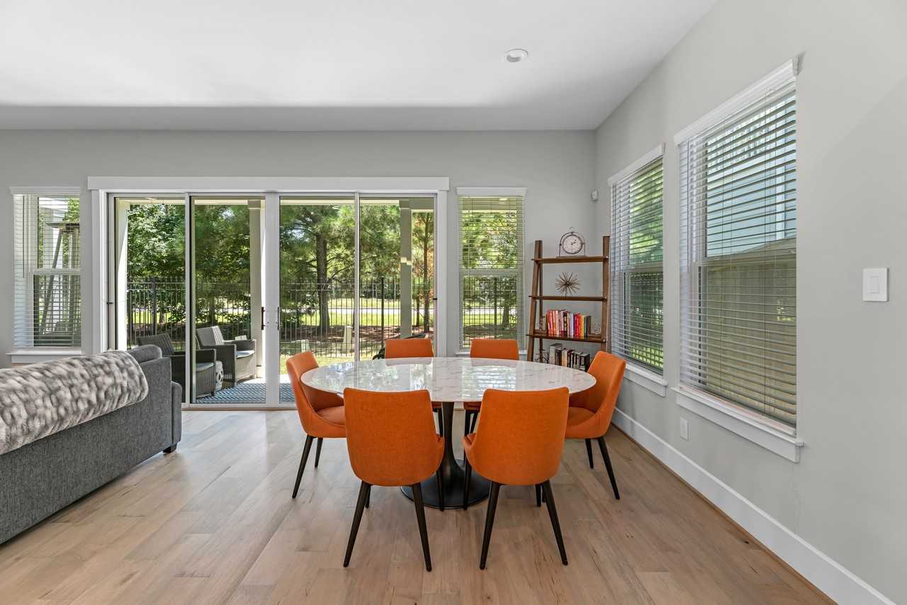 11 Thorpe Ln #11 - Photo 2 of 34