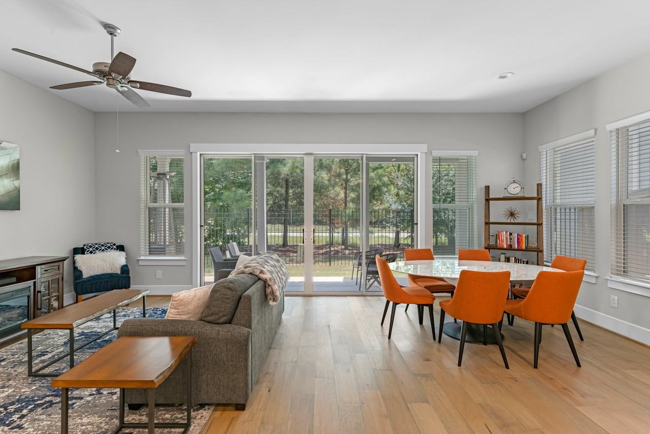 11 Thorpe Ln #11 - Photo 3 of 34