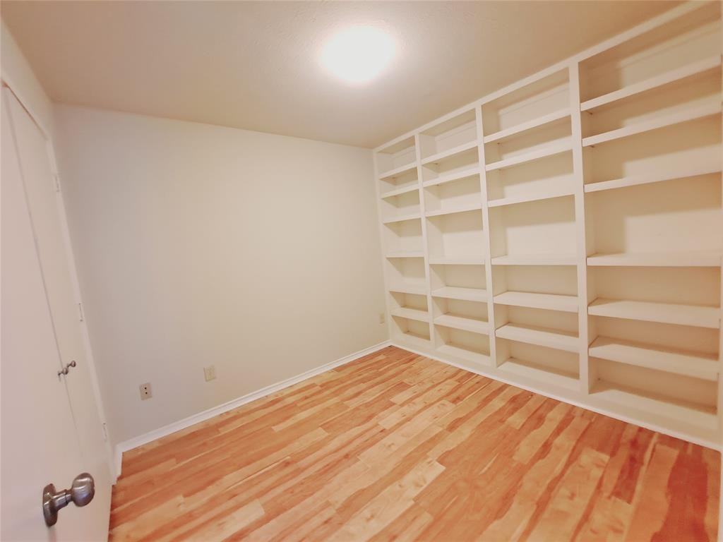 2954 Allister St #2954 - Photo 6 of 20