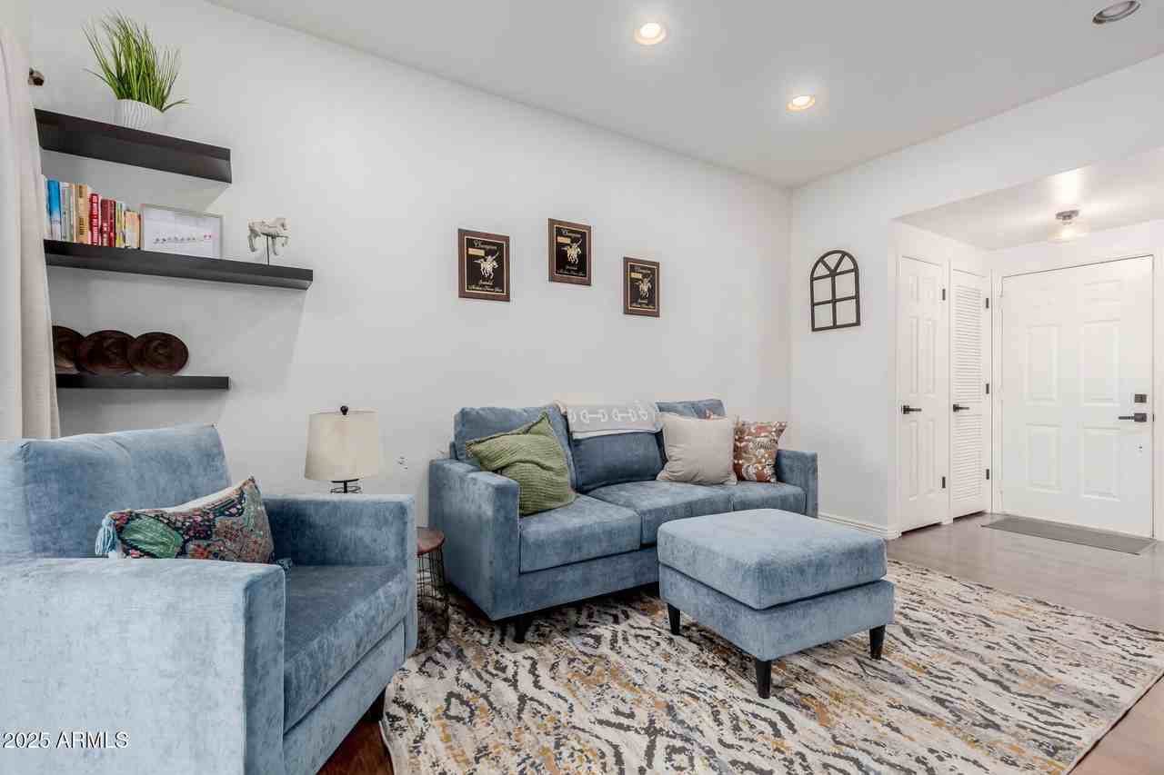 9711 E Mountain View Rd #9711-1526 - Photo 7 of 37