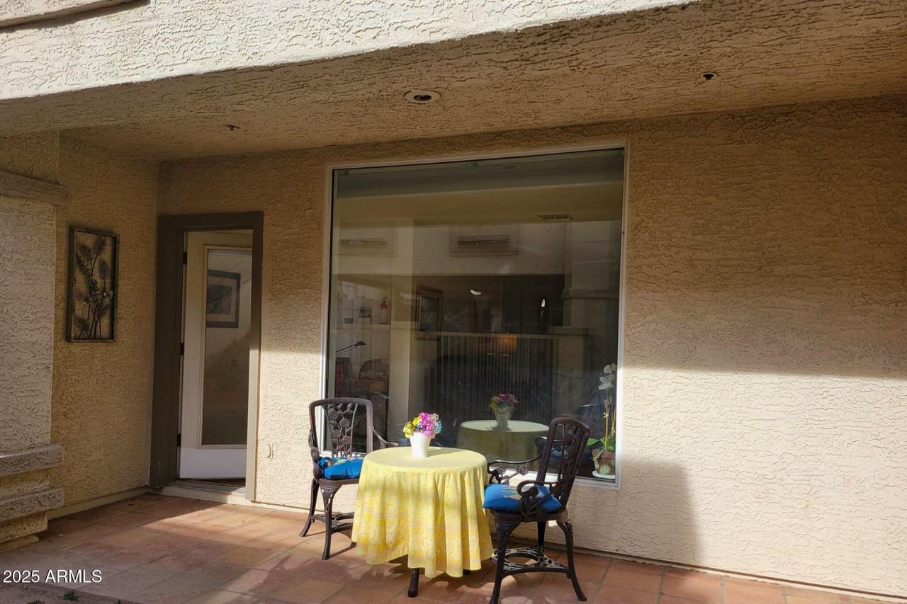 10080 E Mountain View Rd #10080-127 - Photo 5 of 22