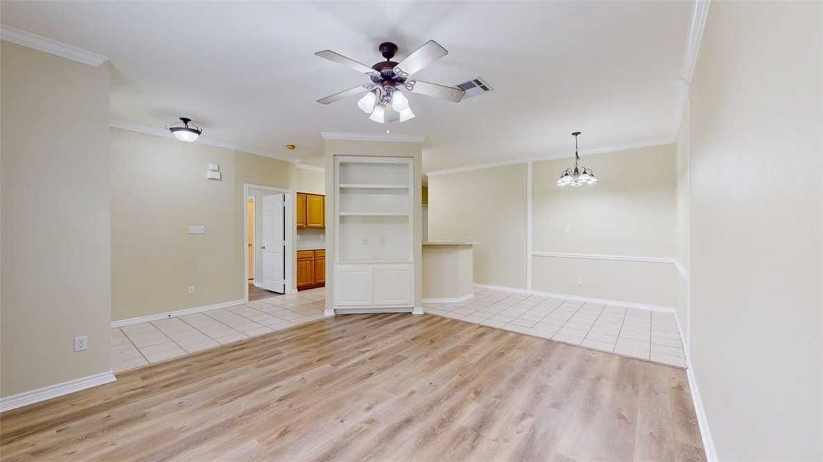 511 Fraternity Row #511 - Photo 2 of 29