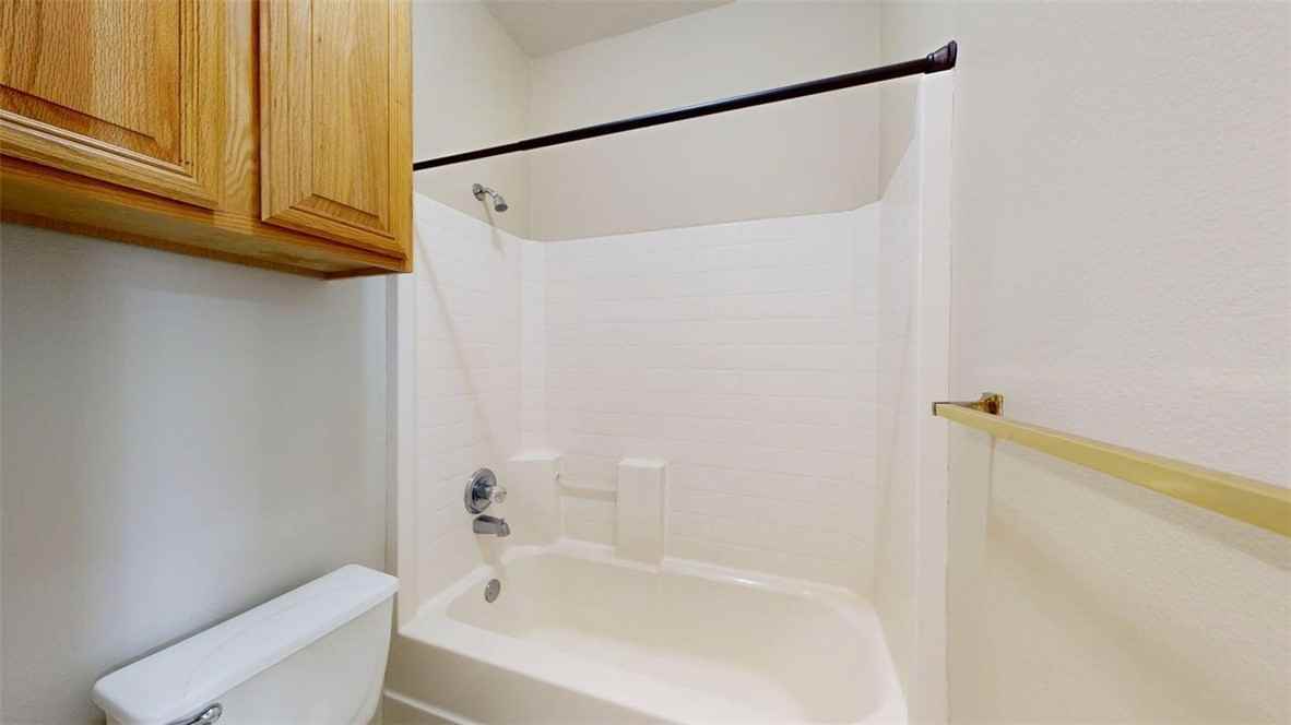 511 Fraternity Row #511 - Photo 3 of 29