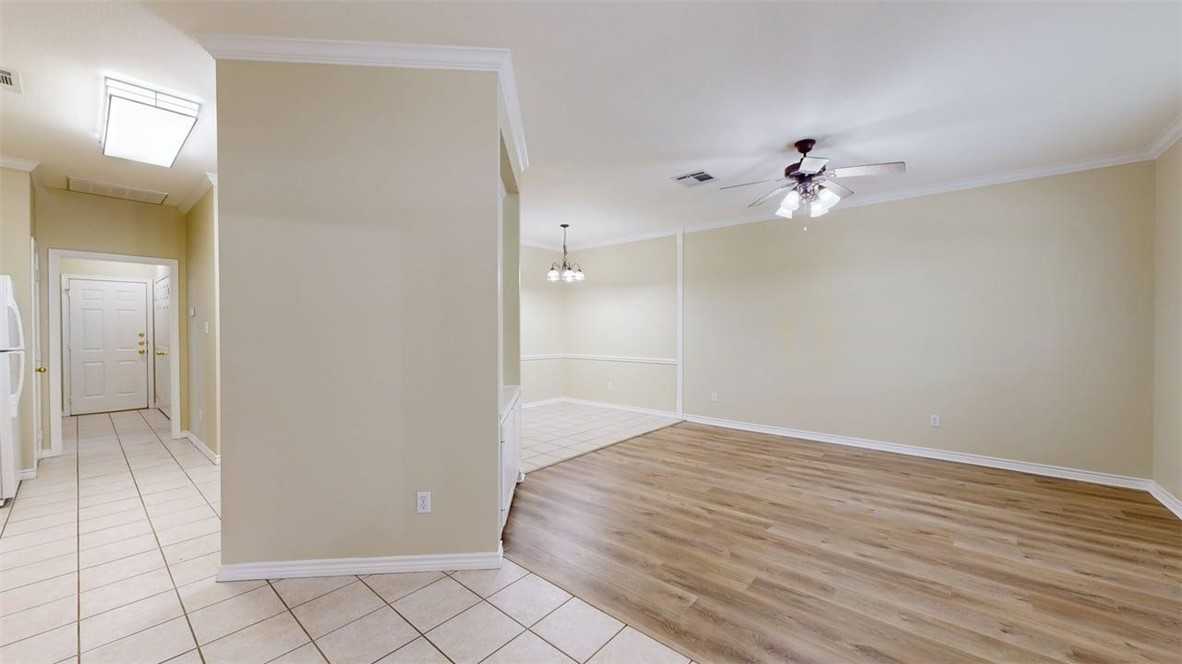 511 Fraternity Row #511 - Photo 6 of 29