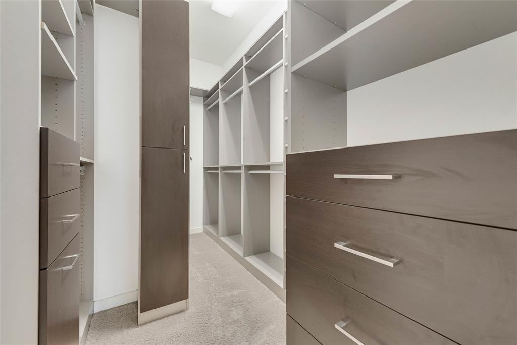 3200 Ross Ave #3200-28 - Photo 4 of 19