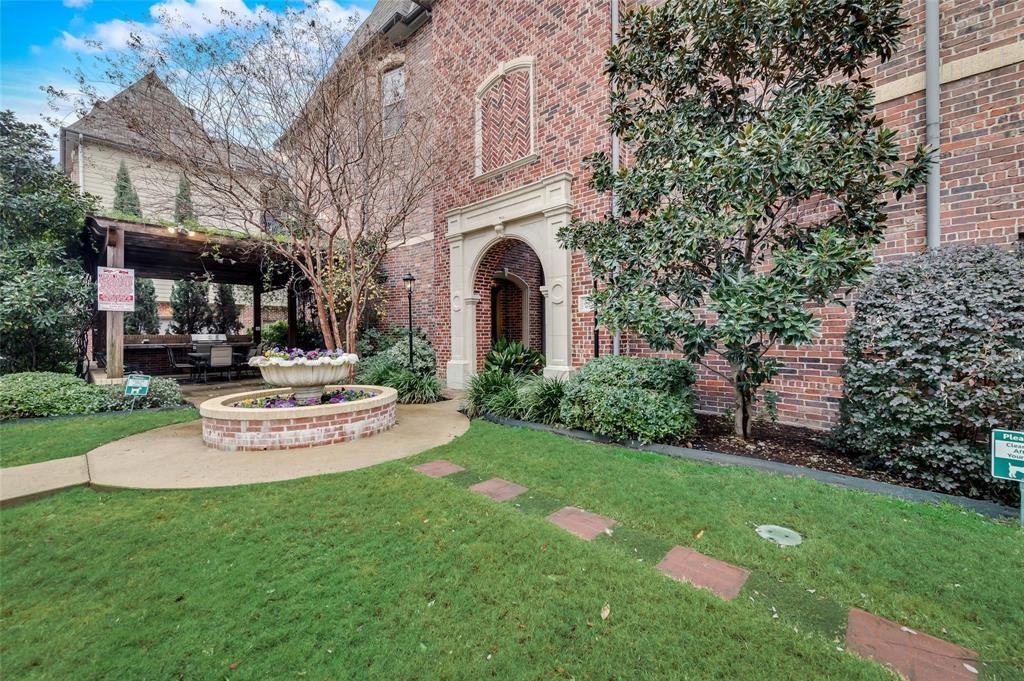 3200 Ross Ave #3200-28 - Photo 7 of 19