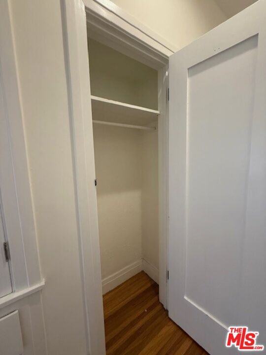 747 S Mansfield Ave #747-4 - Photo 7 of 26