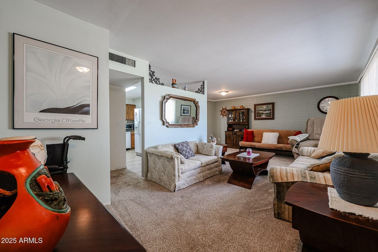 10955 W Connecticut Ave #10955 - Photo 5 of 25