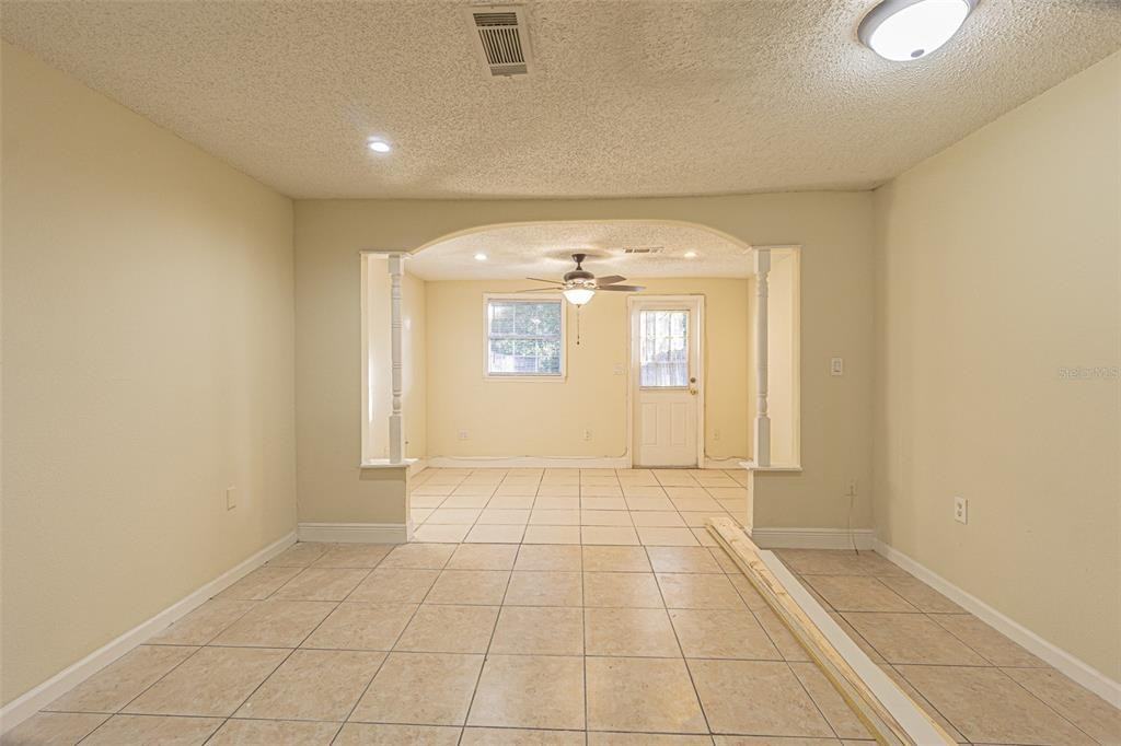 6218 Oak Cluster Cir #6218 - Photo 3 of 28