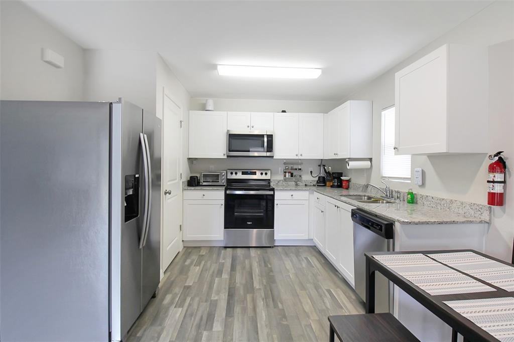 3084 Sudbury St #3084 - Photo 4 of 37